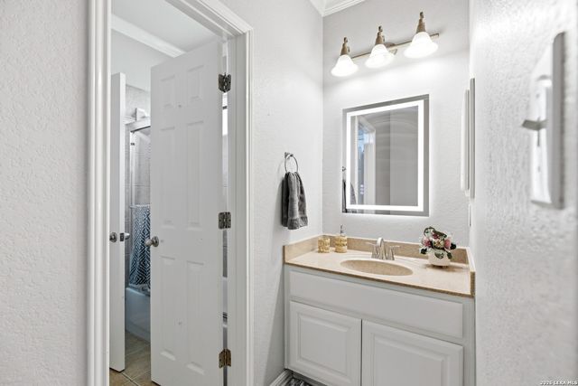 25910 Hootananny, San Antonio, TX 78260