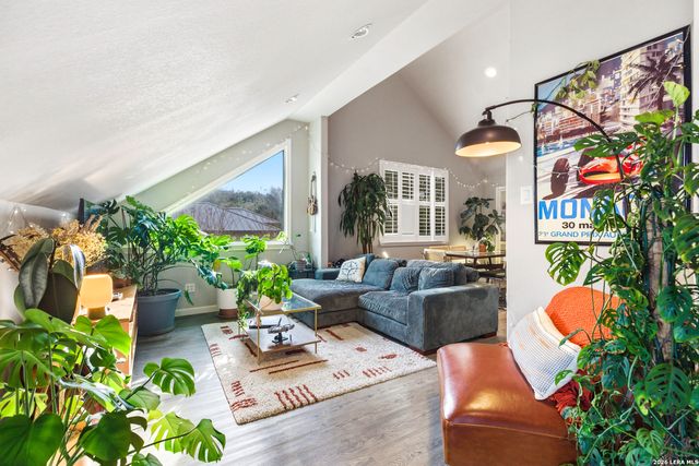 25910 Hootananny, San Antonio, TX 78260