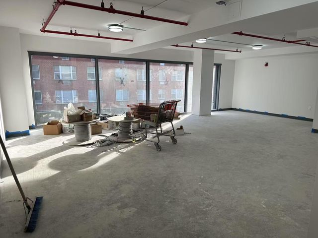 13680 41 Avenue 2B, Flushing, NY 11355