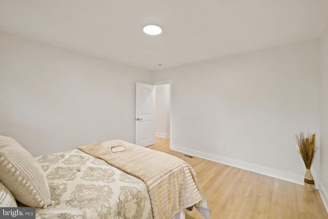 700 HILTON AVE, Baltimore, MD 21228