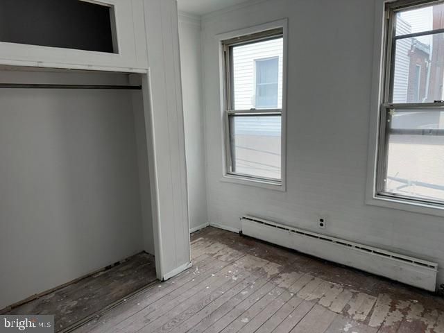 2425 S ROSEWOOD ST, Philadelphia, PA 19145