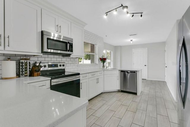 6501 FOX TREE LANE, Lakeland, FL 33813