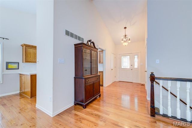 5 Aken Court, St Peters, MO 63376