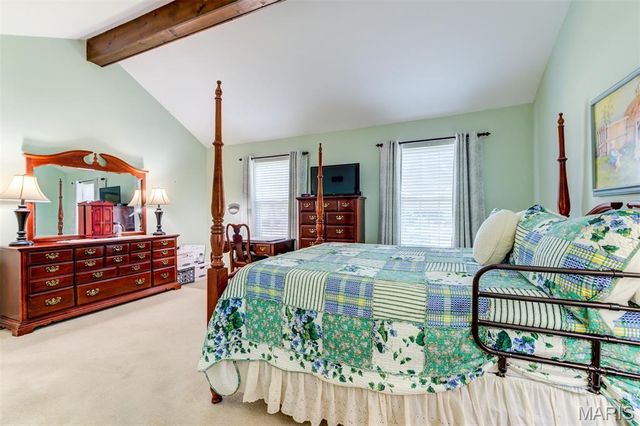 5 Aken Court, St Peters, MO 63376