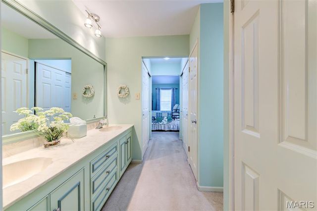 5 Aken Court, St Peters, MO 63376