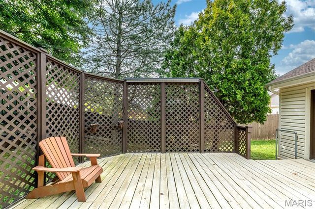 5 Aken Court, St Peters, MO 63376