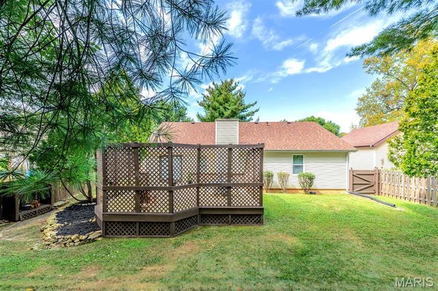 5 Aken Court, St Peters, MO 63376