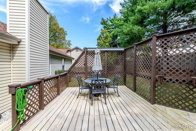 5 Aken Court, St Peters, MO 63376