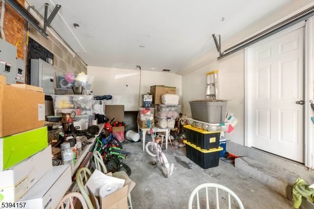 1073 Bond St, Elizabeth City, NJ 07201