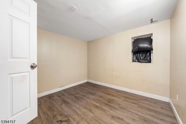 1073 Bond St, Elizabeth City, NJ 07201