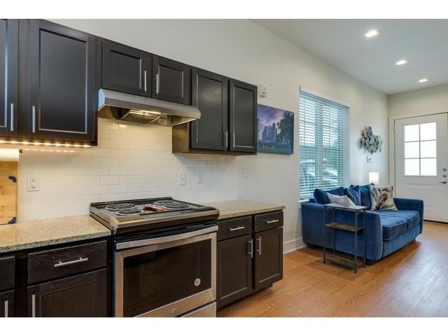 2400 Louis Henna BLVD 301, Round Rock, TX 78664