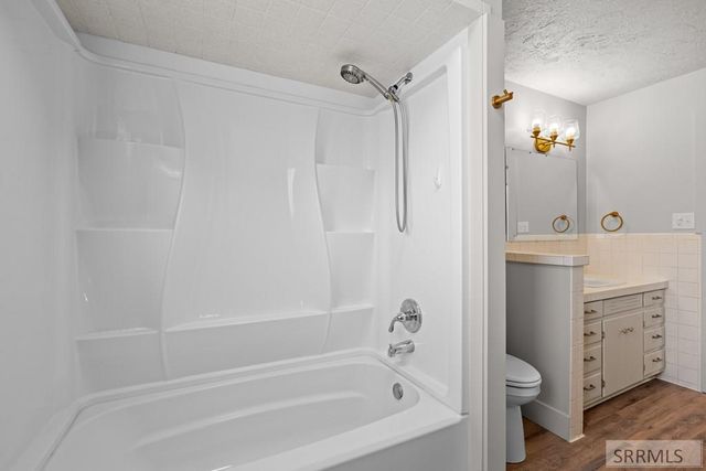 1044 Westergard Avenue, Idaho Falls, ID 83404
