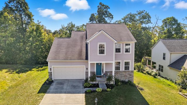 322 Weatherburn Drive, Pataskala, OH 43062