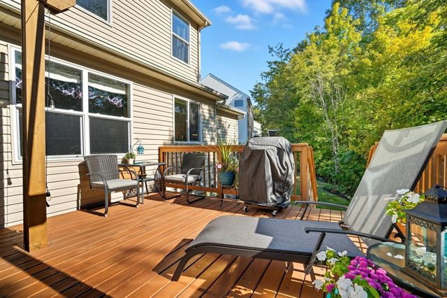 322 Weatherburn Drive, Pataskala, OH 43062