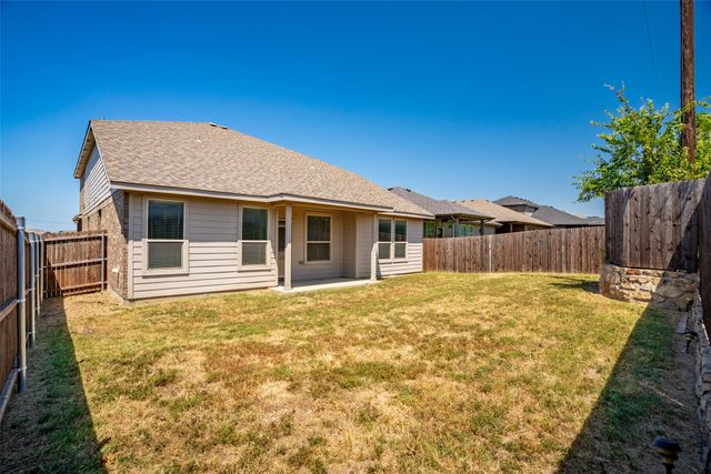 9404 Blaine Drive, Fort Worth, TX 76177