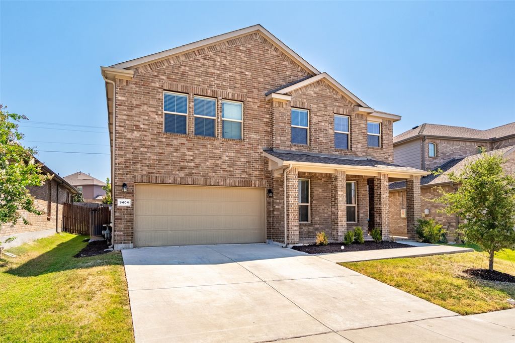9404 Blaine Drive, Fort Worth, TX 76177