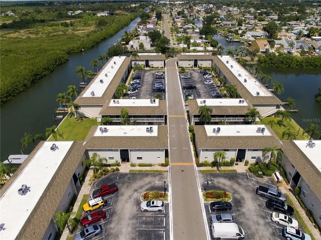8811 BAY POINTE DRIVE C102, Tampa, FL 33615