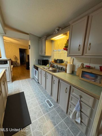 143 Turkey Pine Road, Lucedale, MS 39452