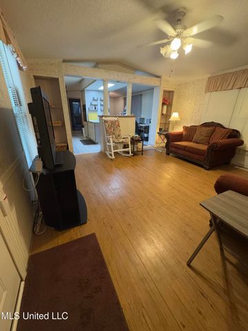 143 Turkey Pine Road, Lucedale, MS 39452