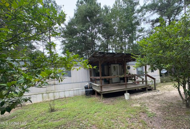 143 Turkey Pine Road, Lucedale, MS 39452