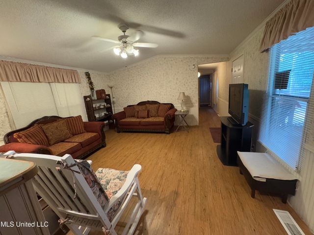 143 Turkey Pine Road, Lucedale, MS 39452