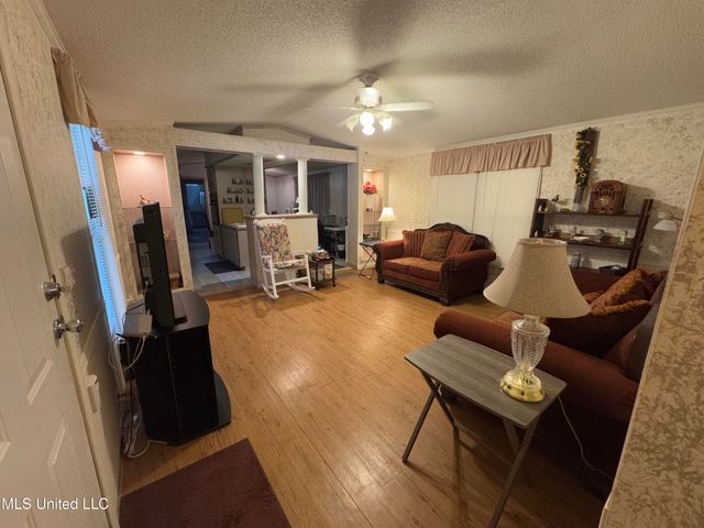 143 Turkey Pine Road, Lucedale, MS 39452