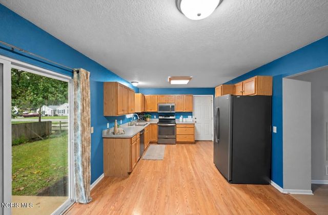 3519 Indian Oaks Lane, Toledo, OH 43617