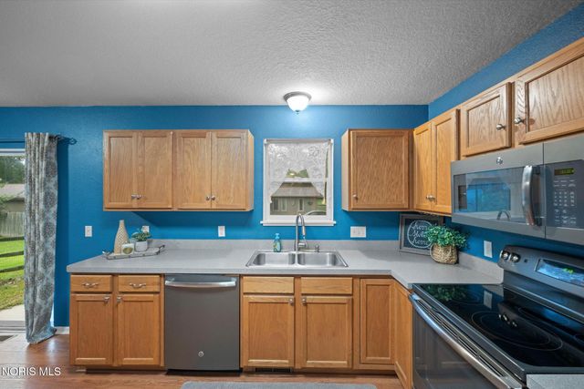 3519 Indian Oaks Lane, Toledo, OH 43617
