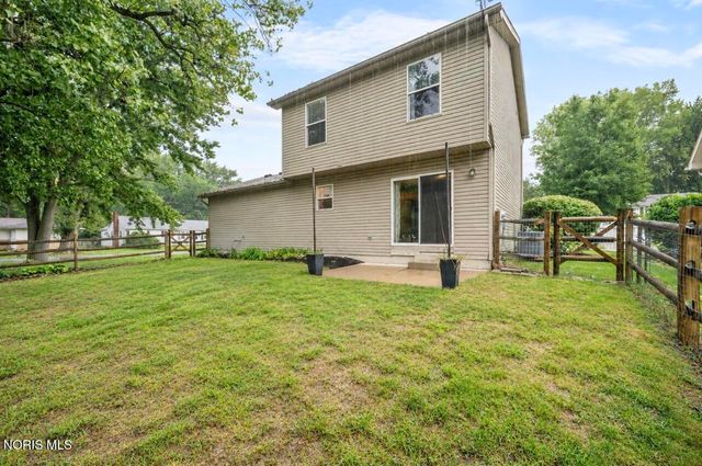 3519 Indian Oaks Lane, Toledo, OH 43617