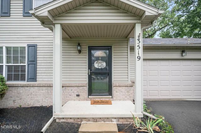 3519 Indian Oaks Lane, Toledo, OH 43617