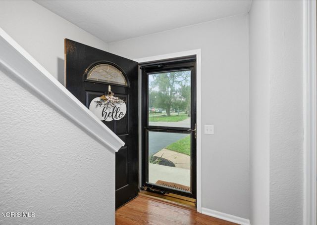 3519 Indian Oaks Lane, Toledo, OH 43617