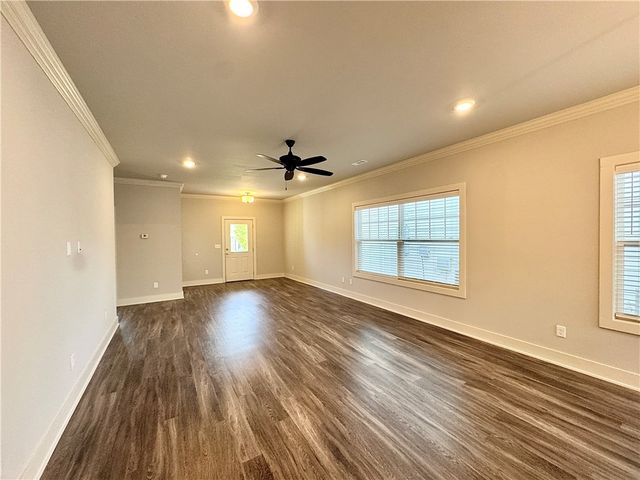 904 NE Heights Lane, Bentonville, AR 72712