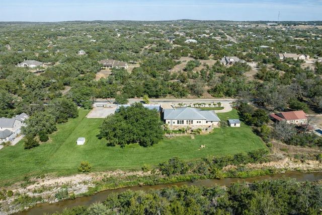 340 Barton Ranch RD, Dripping Springs, TX 78620