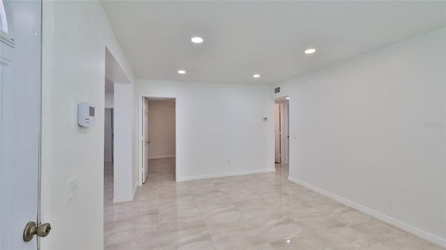 326 HOBART AVENUE, Daytona Beach, FL 32114