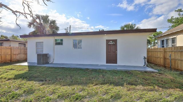 326 HOBART AVENUE, Daytona Beach, FL 32114
