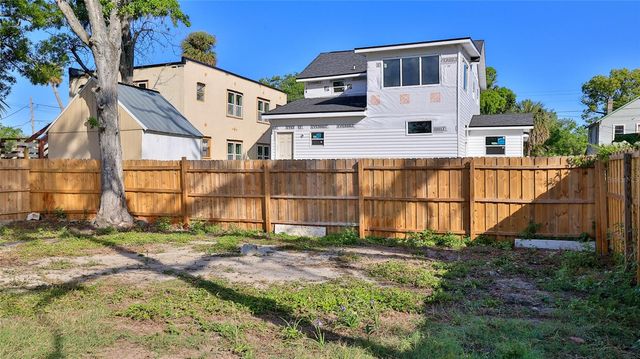 326 HOBART AVENUE, Daytona Beach, FL 32114
