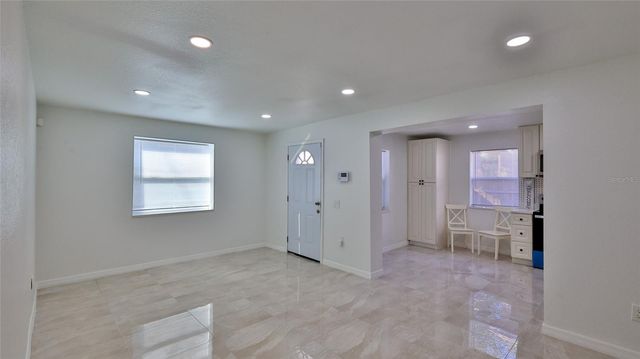 326 HOBART AVENUE, Daytona Beach, FL 32114