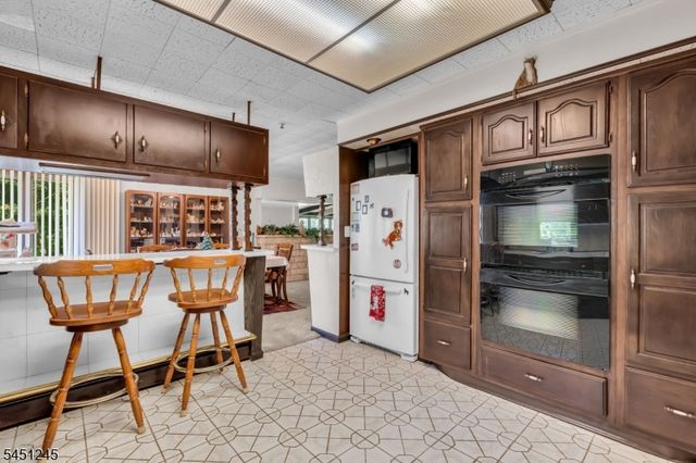 10 Sussex St, Byram Twp., NJ 07874