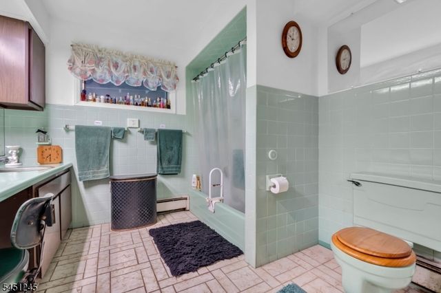10 Sussex St, Byram Twp., NJ 07874
