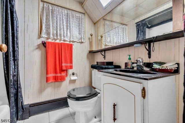 10 Sussex St, Byram Twp., NJ 07874