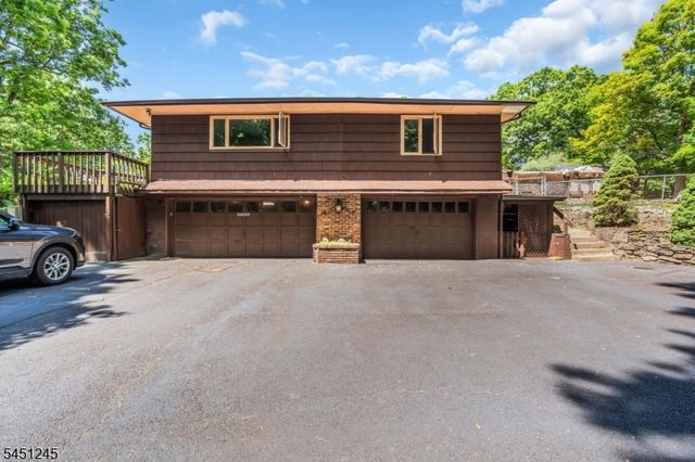 10 Sussex St, Byram Twp., NJ 07874