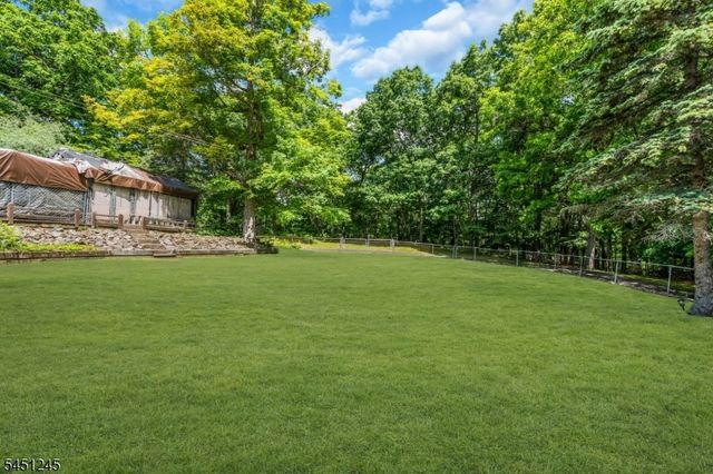 10 Sussex St, Byram Twp., NJ 07874