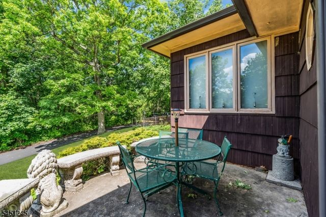10 Sussex St, Byram Twp., NJ 07874