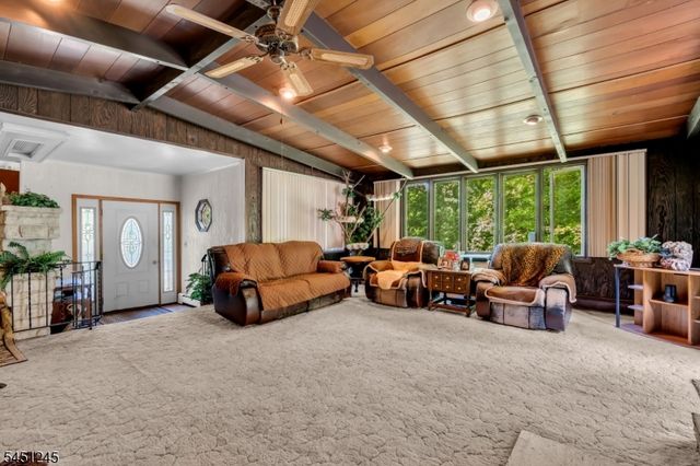 10 Sussex St, Byram Twp., NJ 07874
