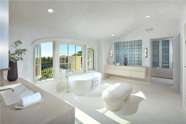 3 Island Vista, Newport Coast, CA 92657