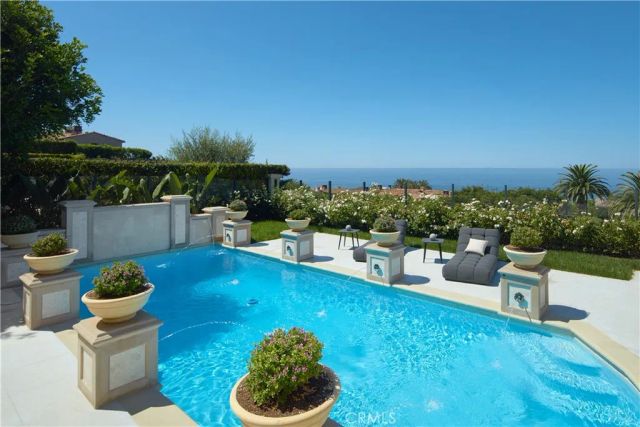 3 Island Vista, Newport Coast, CA 92657