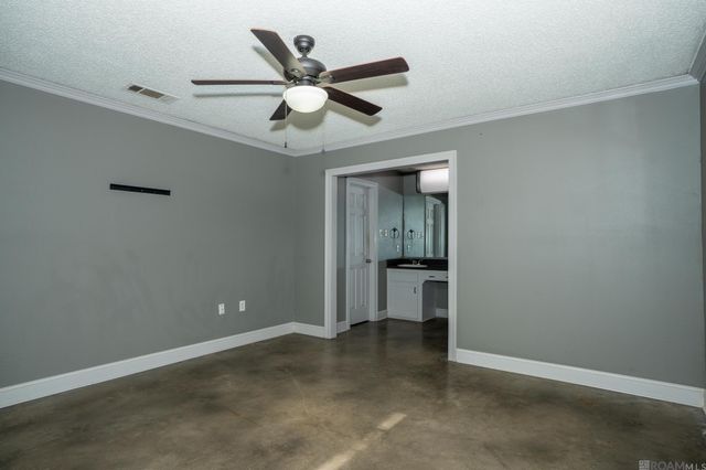 613 Kimmeridge Dr, Baton Rouge, LA 70815