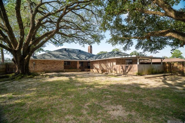 613 Kimmeridge Dr, Baton Rouge, LA 70815
