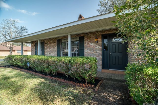 613 Kimmeridge Dr, Baton Rouge, LA 70815