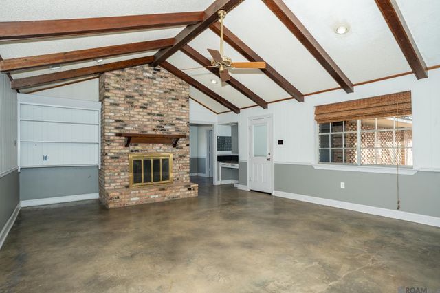 613 Kimmeridge Dr, Baton Rouge, LA 70815